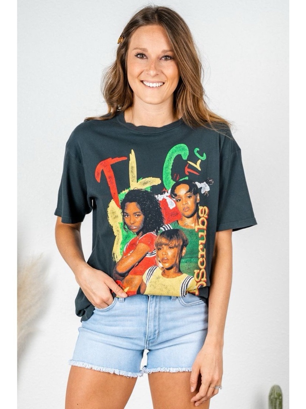 NWT Daydreamer TLC No Scrubs Graphic Band Tee